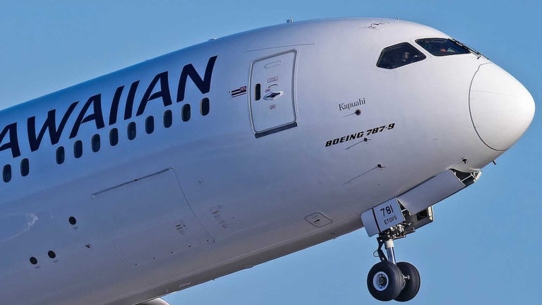 hawaiian-airlines-boeing-787-9-on-its-initial-climb1